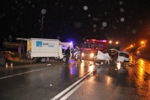 Osmanbey sapağında Kaza 1 Ölü 2 Yaralı